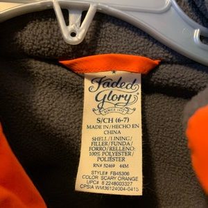 Children’s size 6-7 puffer coat